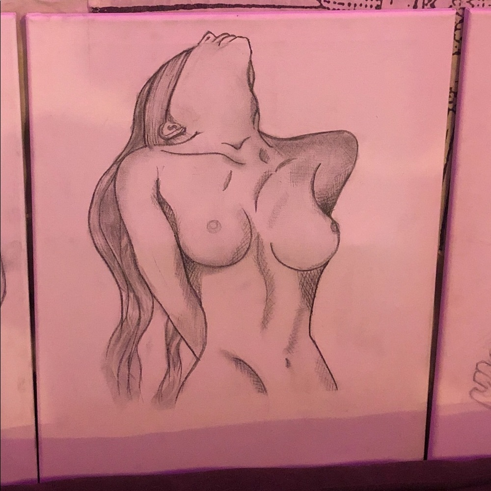 Women figure drawing